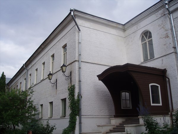 035-Внутренний двор монастыря